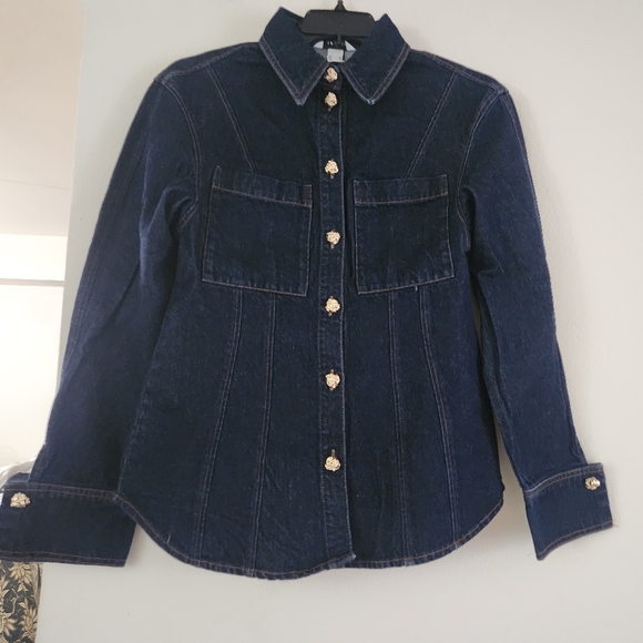 H&M defined-Waist Denim Shirt Gold Buttons- Dark Denim Blue BNWT - Picture 2 of 16